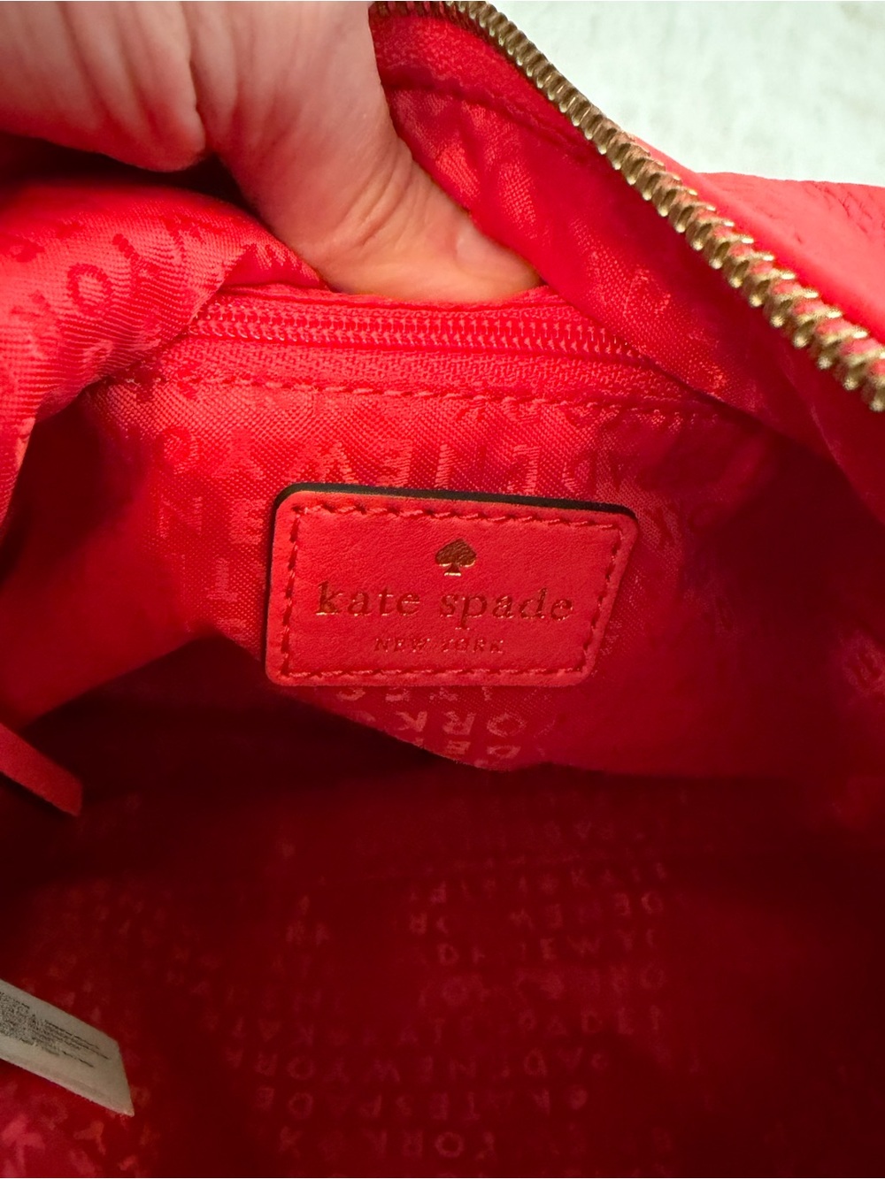 Kate Spade Pine Street Finley Hobo Bag Pebbled Leather Geranium Red Dust Bag EUC - Picture 10 of 15